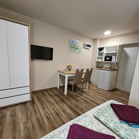 Aparthotel Baberkak Vendeghaz