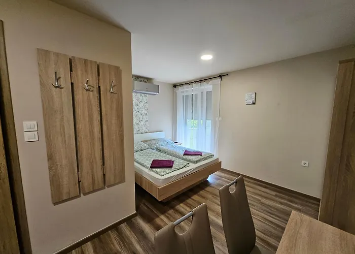 Appart hôtel Babérkák 3*